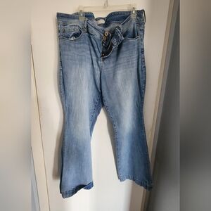 Like new Torrid flare jeans